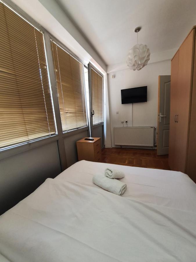 Appartamento Apartman Panorama 3 Glavna Ulica Užice Esterno foto